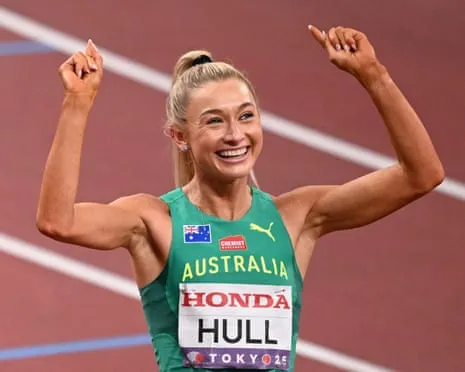 Aussie Hull Embraces Fresh Start, Qualifies to Global Competition Showdown