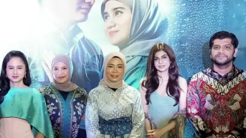How a Man’s Affair with His Mother-in-Law Evolved Into a Sensational Motion Picture in Indonesia