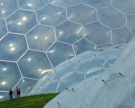 Geodesic Genius: Nicholas Grimshaw Introduced Innovative Splendor to Railways, Aircraft, Gardens – and Retail